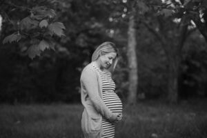 CaraMaternity_11_bw_lowres